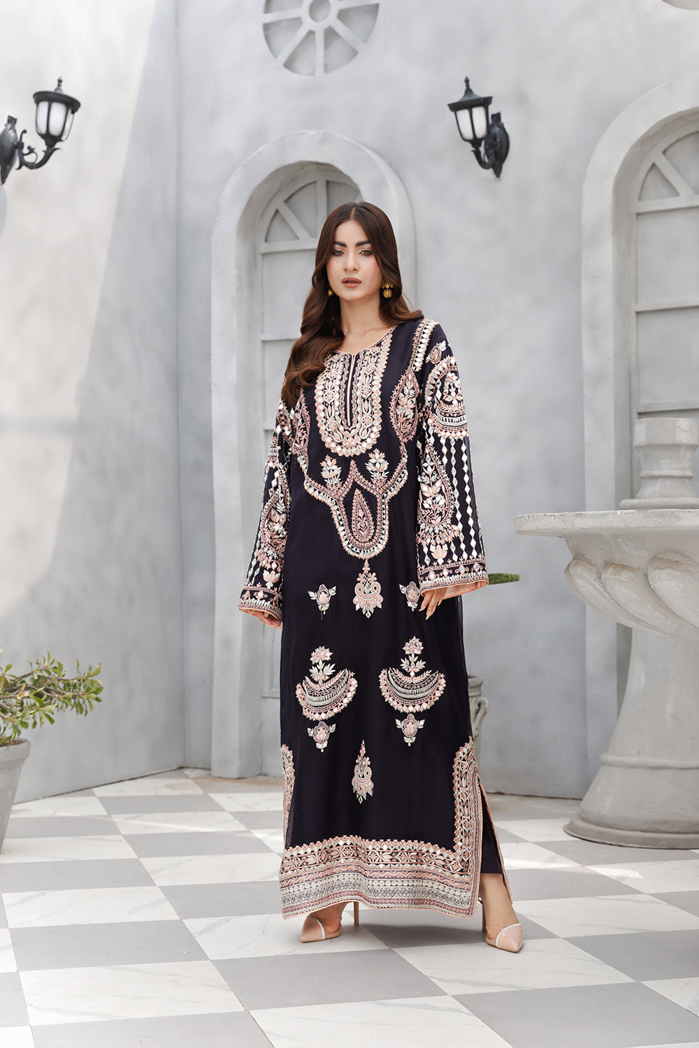 Embroidered Kaftan - S / With Pants Embroidered Kaftan - S / With Pants